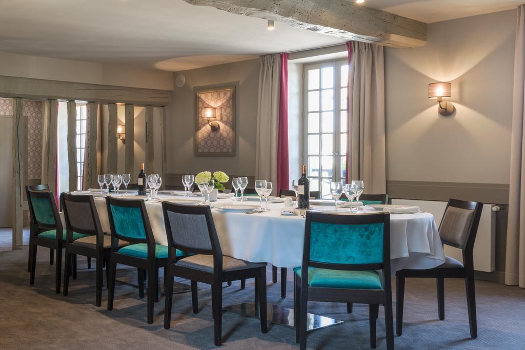 Hotel Aux Vieux Remparts, The Originals Relais Provins Exterior photo